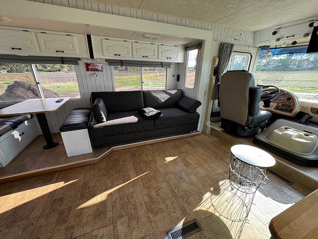 2002 damon daybreak 3270dl a class usa motorhome - afbeelding 11 van  37