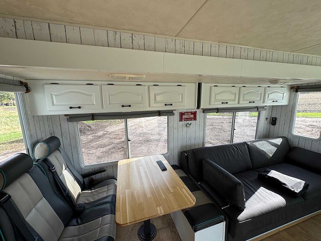 2002 damon daybreak 3270dl a class usa motorhome - afbeelding 20 van  37