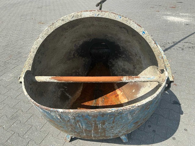 2002 de koker 600lr betonkubel - afbeelding 5 van  6