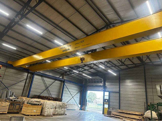 2002 demag 6.300 kg x 26,98m bovenloopkraan - afbeelding 1 van  22