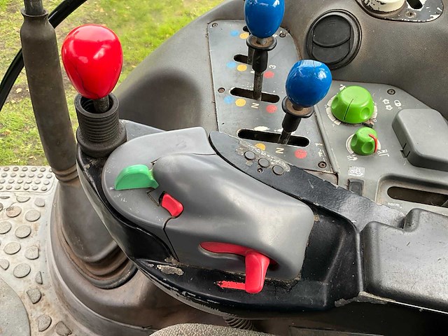 2002 deutz-fahr agrotron 135 mk vierwielaangedreven landbouwtractor - afbeelding 10 van  13