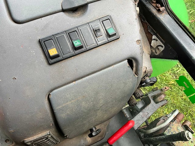 2002 deutz-fahr agrotron 135 mk vierwielaangedreven landbouwtractor - afbeelding 12 van  13