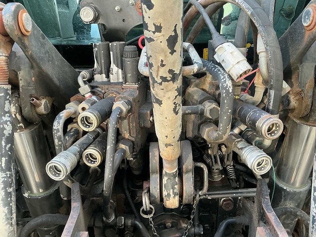 2002 deutz-fahr agrotron 85 vierwielaangedreven landbouwtractor - afbeelding 18 van  41