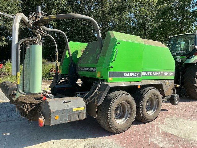 2002 deutz-fahr mp130 balenpers - afbeelding 1 van  46