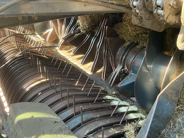 2002 deutz-fahr mp130 balenpers - afbeelding 42 van  46