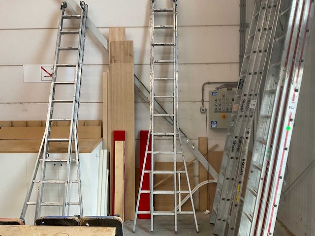 2002 dirks dor2x12 ladder - afbeelding 1 van  4