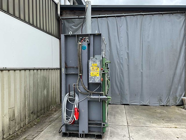 2002 dixi 30s afvalpers / kartonpers verticale balenpers - afbeelding 13 van  17