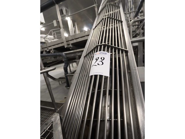 2002 dts rvs schroeftransporteur - afbeelding 2 van  3