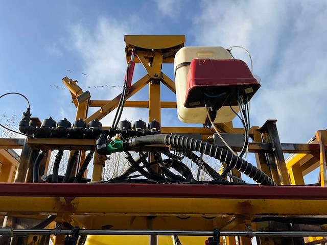 2002 dubex junior 9488 veldspuit - afbeelding 16 van  24