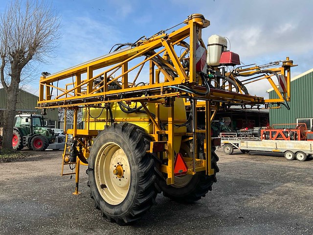 2002 dubex junior 9488 veldspuit - afbeelding 19 van  24