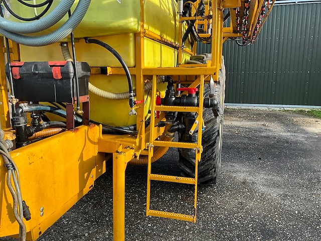 2002 dubex junior 9488 veldspuit - afbeelding 22 van  24