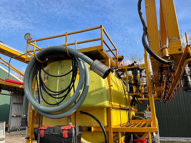 2002 dubex junior 9488 veldspuit - afbeelding 23 van  24