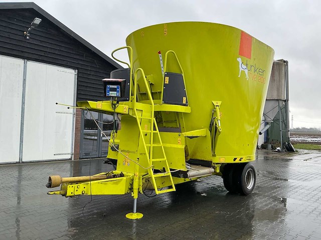 2002 dunker storti tv 200 voermengwagen - afbeelding 1 van  26