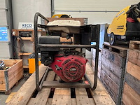 2002 europower ep6000l stroomaggregaat - afbeelding 3 van  5