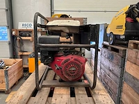 2002 europower ep6000l stroomaggregaat - afbeelding 3 van  5