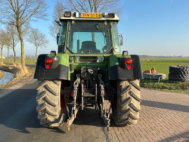 2002 fendt 411 vario vierwielaangedreven landbouwtractor - afbeelding 6 van  34