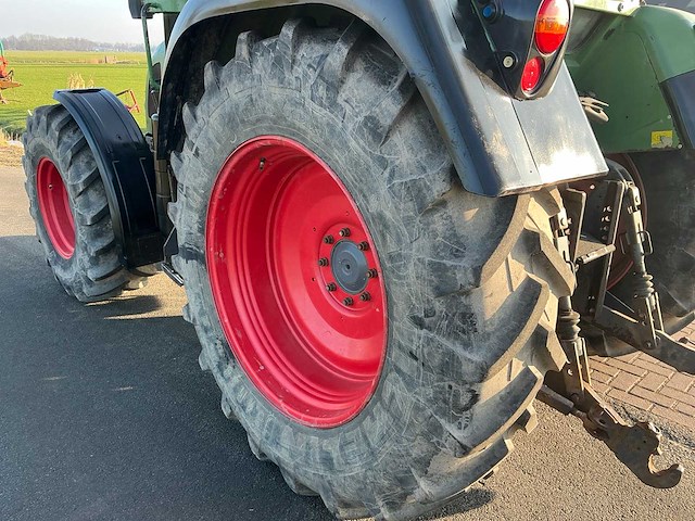 2002 fendt 411 vario vierwielaangedreven landbouwtractor - afbeelding 10 van  34