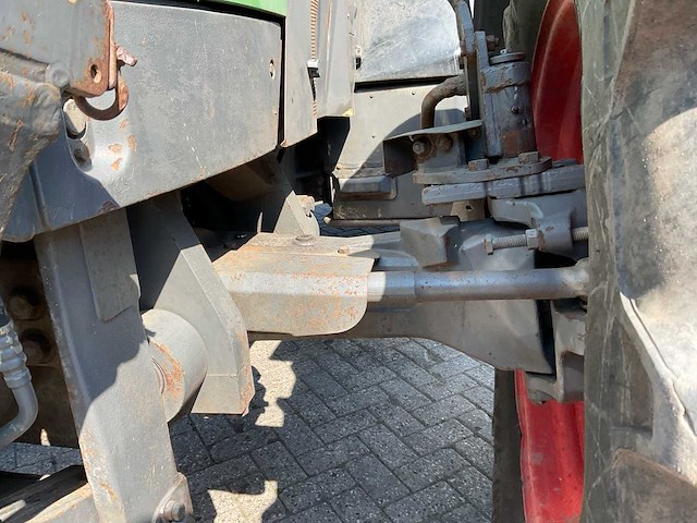 2002 fendt 920 favorit vario vierwielaangedreven landbouwtractor - afbeelding 4 van  41