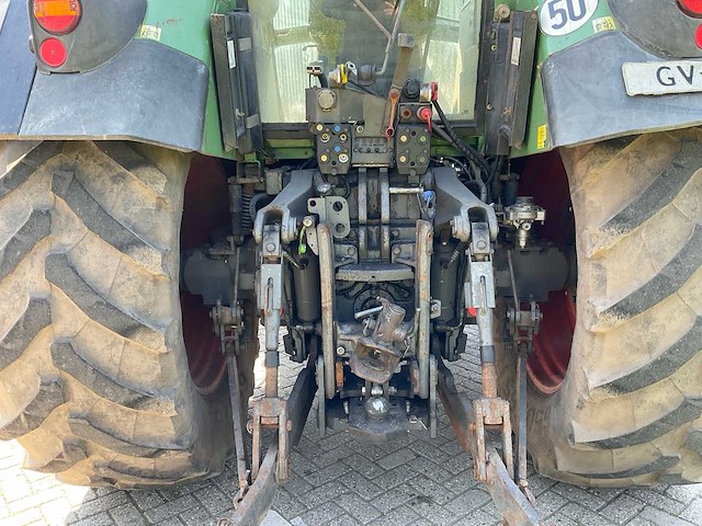 2002 fendt 920 favorit vario vierwielaangedreven landbouwtractor - afbeelding 16 van  41
