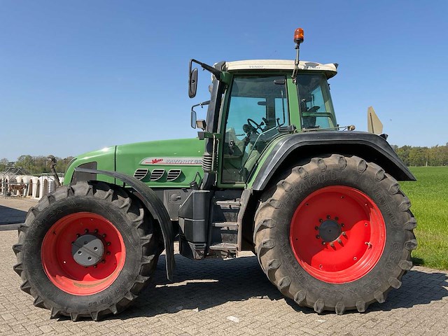 2002 fendt 920 favorit vario vierwielaangedreven landbouwtractor - afbeelding 12 van  41