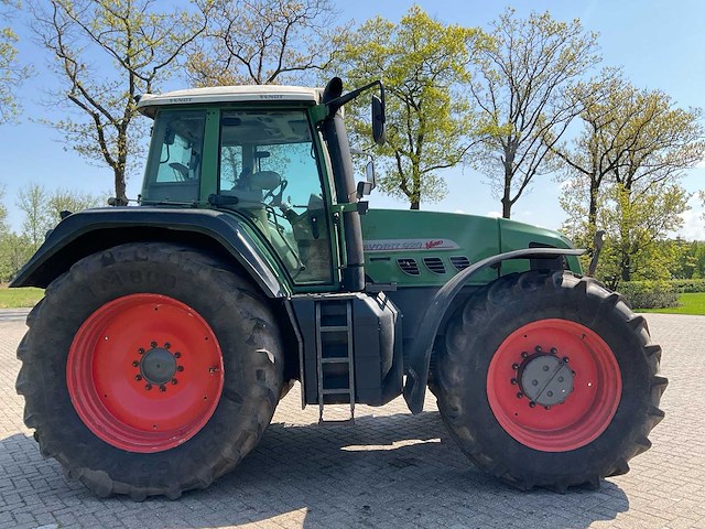 2002 fendt 920 favorit vario vierwielaangedreven landbouwtractor - afbeelding 31 van  41