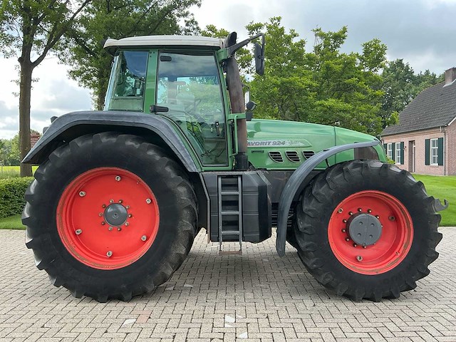 2002 fendt 924 vario vierwielaangedreven landbouwtractor - afbeelding 39 van  40