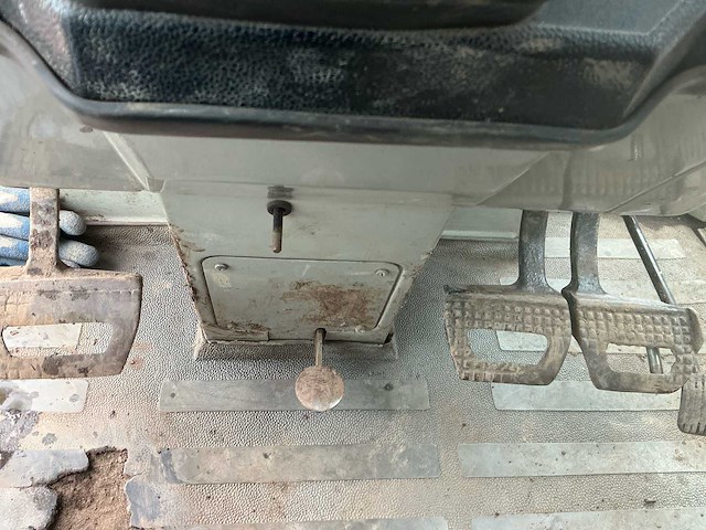 2002 fendt farmer 308 c tweewielaangedreven landbouwtractor - afbeelding 23 van  30