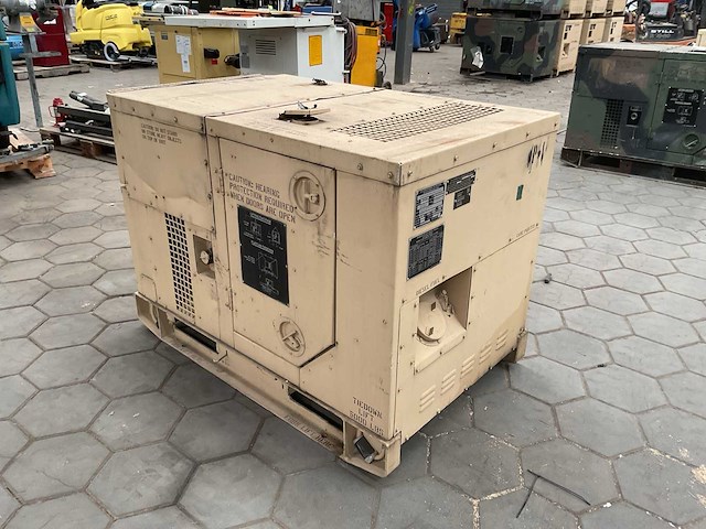 2002 fermont mep-802a stroomgenerator - afbeelding 11 van  15