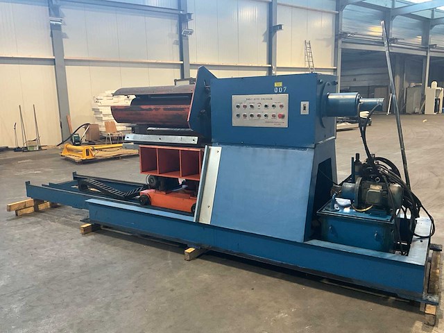 2002 finish profiles bmk-2 auto decoiler - afbeelding 1 van  6