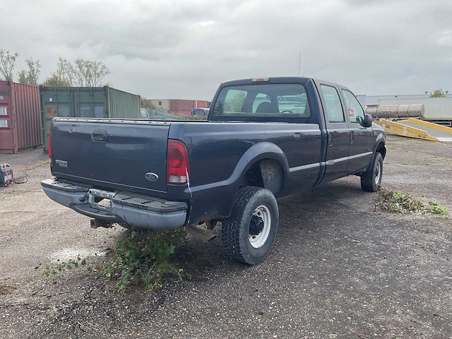 2002 ford f350 crew cab bedrijfswagen - afbeelding 12 van  16