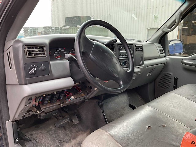2002 ford pickup f 350 bedrijfswagen - afbeelding 11 van  16