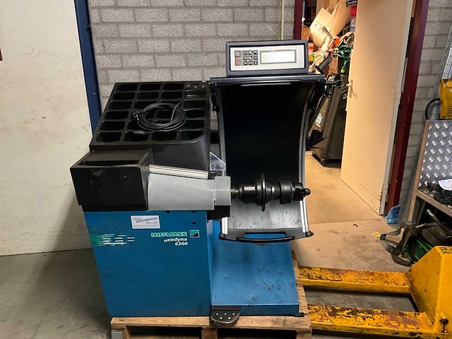 2002 geodyna 6300 banden balanceerapparaat - afbeelding 2 van  7
