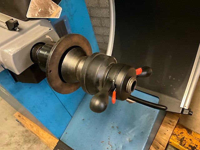 2002 geodyna 6300 banden balanceerapparaat - afbeelding 6 van  7