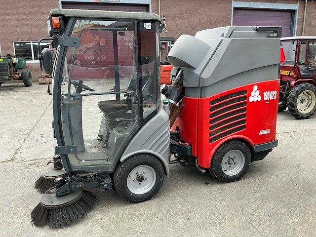 2002 hako citymaster 300 zelfrijdende veegmachine - afbeelding 1 van  19