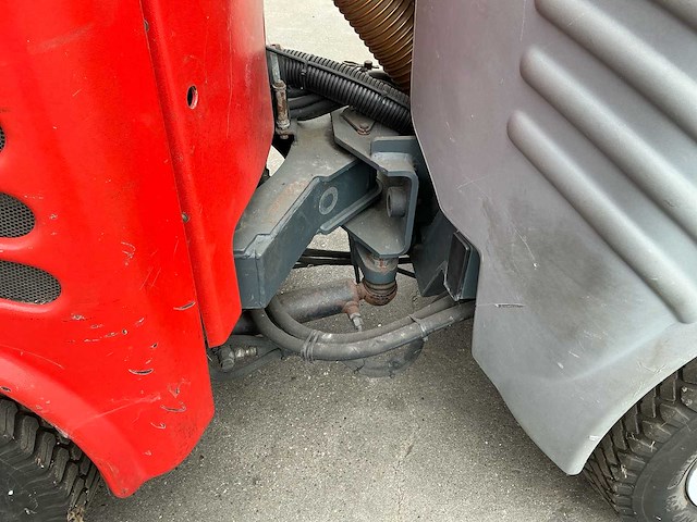2002 hako citymaster 300 zelfrijdende veegmachine - afbeelding 12 van  19