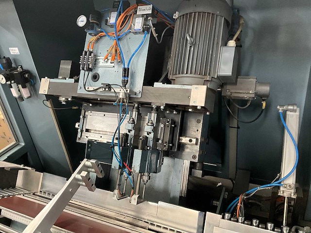 2002 hang 240-00 automatische papierboormachine - afbeelding 12 van  13