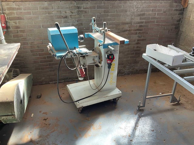 2002 holztech lbm200 langgatboormachine - afbeelding 1 van  4