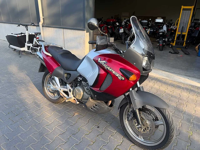 2002 honda - varadero 1000 - motorcycle - afbeelding 11 van  12