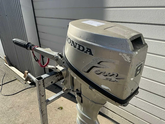 2002 honda 8pk 4 takt kortstaart buitenboordmotor - afbeelding 4 van  11