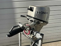 2002 honda 8pk 4 takt kortstaart buitenboordmotor - afbeelding 9 van  11