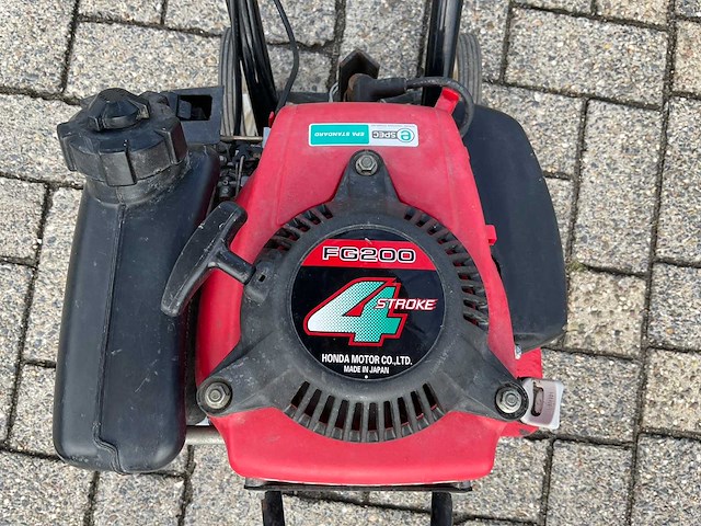 2002 honda fg200 grondfrees - afbeelding 6 van  9