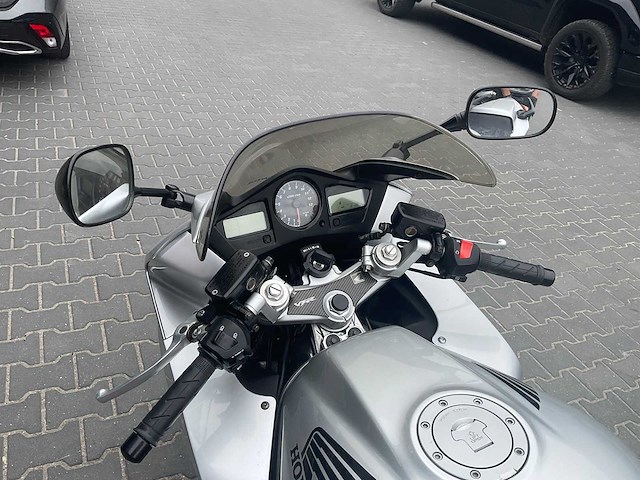 2002 honda vfr 800 motorfiets - afbeelding 1 van  14