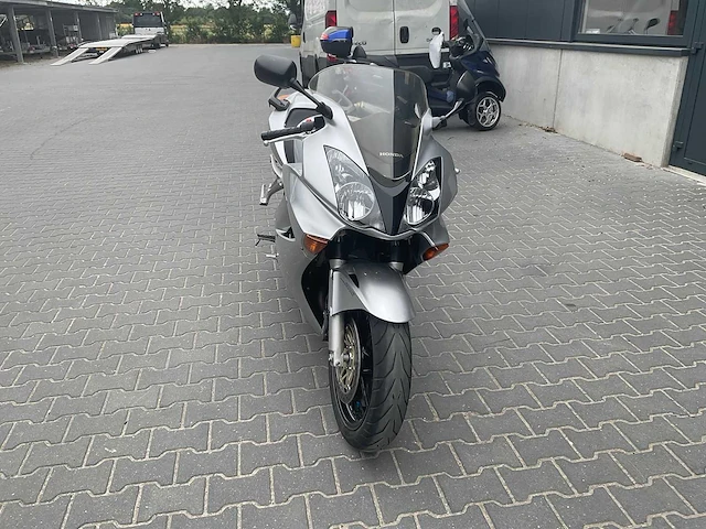 2002 honda vfr 800 motorfiets - afbeelding 14 van  15