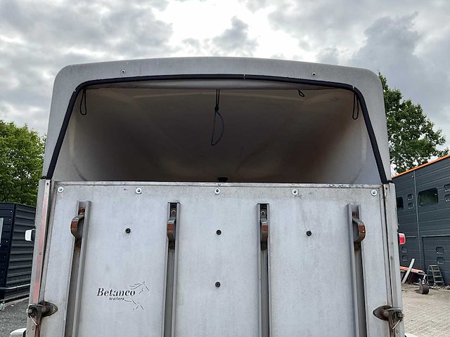 2002 humbaur hp2000pm maximus plus paardentrailer wg-hp-95 - afbeelding 13 van  26