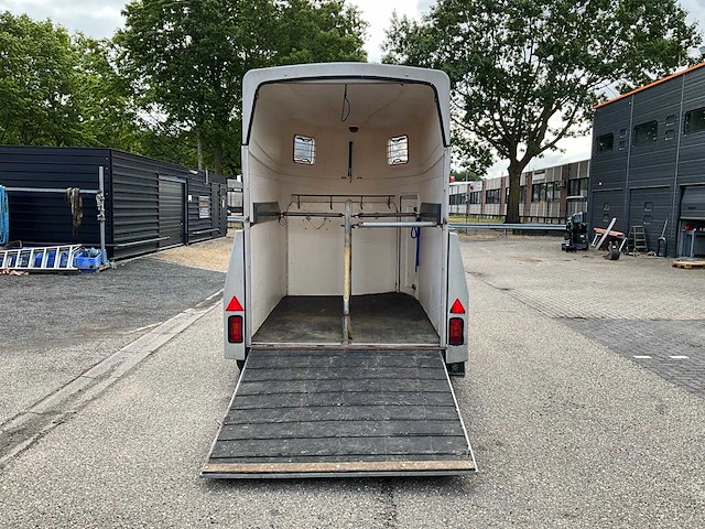 2002 humbaur hp2000pm maximus plus paardentrailer wg-hp-95 - afbeelding 15 van  26