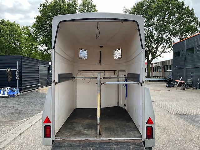 2002 humbaur hp2000pm maximus plus paardentrailer wg-hp-95 - afbeelding 17 van  26