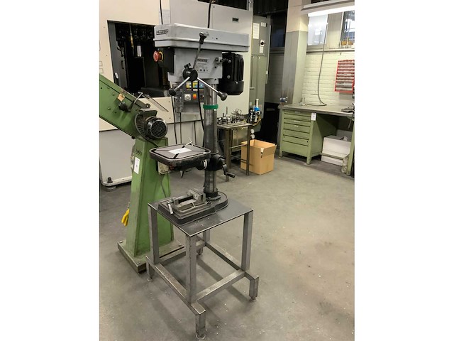 2002 huvema hu 16 industrie tafelboormachine - afbeelding 3 van  6