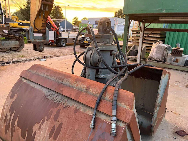2002 hydraulische schalenknijper lh100 knijperbak - afbeelding 4 van  9