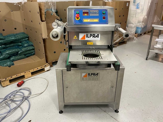 2002 ilpra 400 vig hondenbak sealmachine - afbeelding 2 van  9
