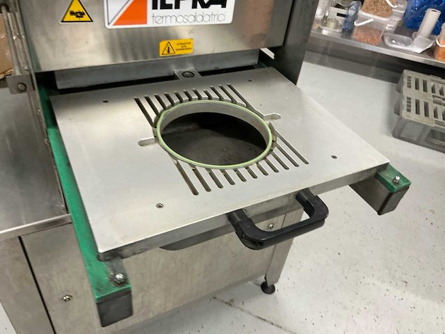 2002 ilpra 400 vig hondenbak sealmachine - afbeelding 7 van  9